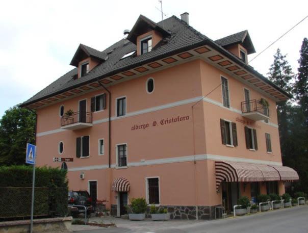 Albergo San Cristoforo 페르지네 발수가나 외부 사진